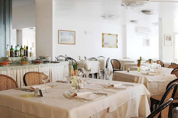 Hotel Torremaura Milano Marittima Exteriér fotografie